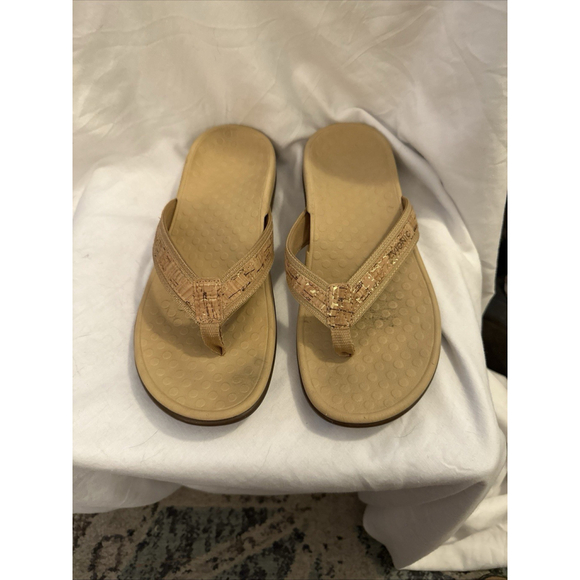 Vionic Shoes - Vionic High Tide Beige Cork Strap Platform Thong Sandals Women's Size 8 Tan